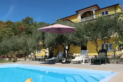 Image de Bel appartement pour 4 personnes avec piscine privée, Wifi, climatisation, Tv et terrasse