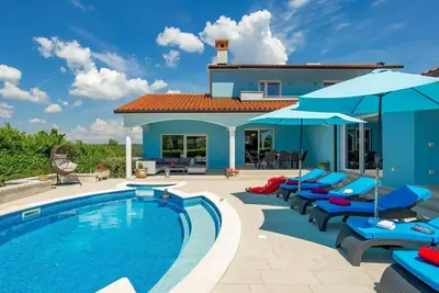 Image de Magnifique maison de vacances privée avec piscine privée, Wifi, climatisation, Tv et patio