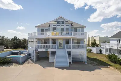 Image de Nouveau dans la maison Kees de 7 chambres à Whalehead