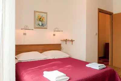 Image de Bel appartement pour 6 personnes avec Wifi, climatisation, Tv, patio et animaux admis