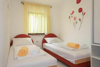 Image de Joli appartement pour 4 personnes avec Wifi, climatisation, Tv, patio et animaux admis