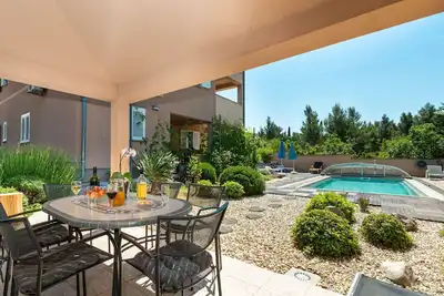 Image de Agréable appartement pour 6 personnes avec piscine, climatisation, Wifi, Tv et terrasse