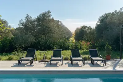 Image de Belle maison de vacances privée avec climatisation, piscine privée, Wifi, Tv et terrasse