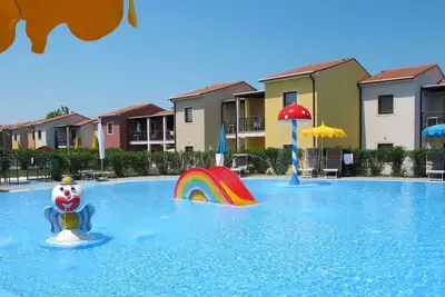 Confortable appartement pour 6 personnes avec Wifi, climatisation, piscine, Tv, balcon et parking