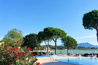 Image de Belle maison de vacances pour 4 personnes avec climatisation, piscine, Wifi, Tv et terrasse
