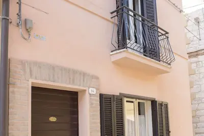 Image de S187 - Sirolo, delightful sky-earth house in the alleys