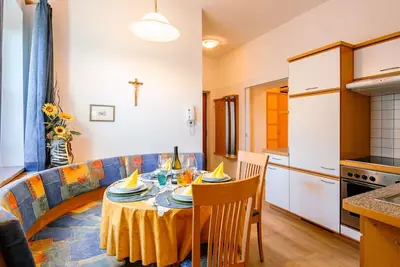 Image de Confortable appartement pour 5 personnes avec piscine, Wifi, Tv, patio et parking