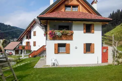 Image de Merveilleuse maison de vacances privée pour 4 personnes avec Wifi, Tv, balcon et parking