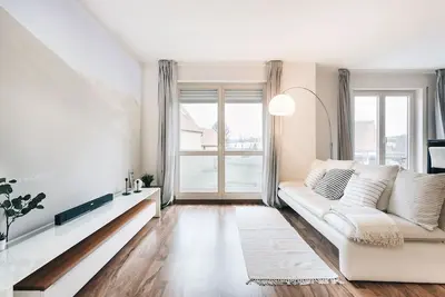 Image de Appartement moderne avec home cinéma + Netflix à Dresde pour jusqu'à 4 personnes