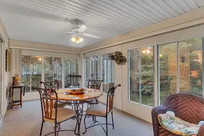 Image de Walk-In ~ Piscine intérieure / extérieure ~ Golf ~ Poissons