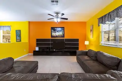 Image de ✦ Villa abordable ✦ avec piscine privée et Disney à proximité✦