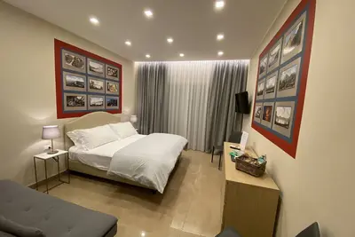 Image de Chambres De Luxe Mdc Naples 4
