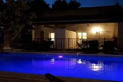 Image de Maison de vacances Grans pour 1 - 5 personnes avec 2 chambres à coucher - Maison de vacances