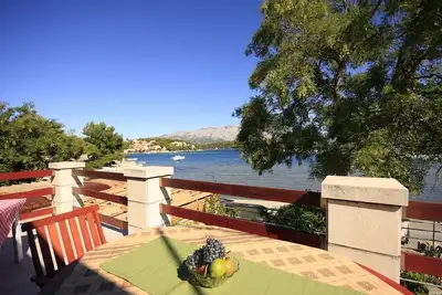 Image de Appartement Lumbardina A2, au centre et en bord de mer, spacieux, vue imprenable