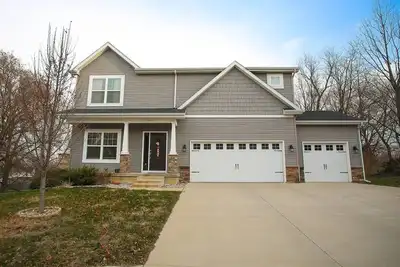 Image de Grande maison proche du centre ville et de Purdue