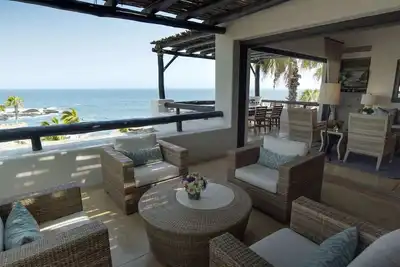 Image de Esperanza Oceanfront Villa, 3 chambres 4 salles de bain Oceanfront Luxury Villa