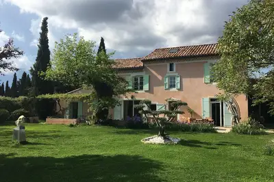 Image de Tres Beau Mas Ancien Au Milieu Des Vignes, Avignon, Mont Ventoux