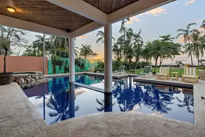 Image de Tout ce que vous voudriez dans une incroyable villa en bord de mer.