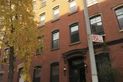 Image de Élégant Parlor Row House, près de Central Park (Upper East Side)
