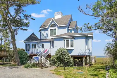 Image de Couchers de soleil de luxe et incroyables Bayfront