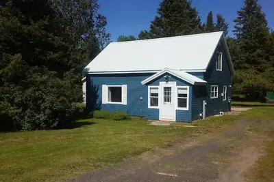 Image de Maison privée à un pâté de maisons des sentiers de Vtt / motoneige