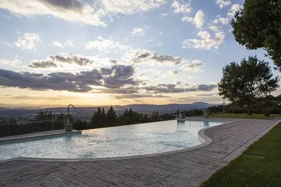 Image de Villa Fé avec piscine à Assise