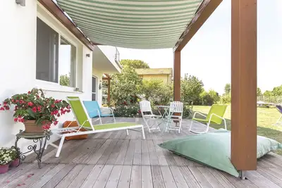 Image de Fischer House, a serene, bright and hospitable environment with respect for the environment.
