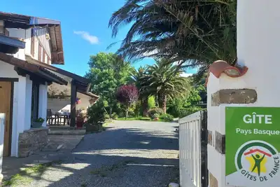 Image de Nouveau T4 + terrasse - Meublé de tourisme 3*** - Côte Basque / Mer et montagne