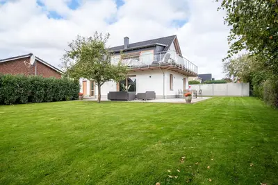 Image de Maison de vacances exclusive, 140 m², 4 pièces, 2 salles de bain, cuisine, cheminée