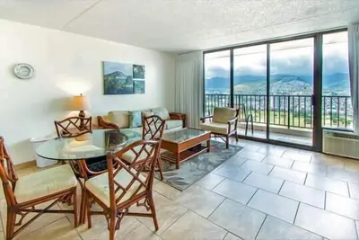 Image de Koko Resorts at the Waikiki Banyan 37th Floor Deluxe Mountain View, Free parking & Wifi