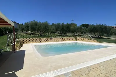 Image de Agritourisme Casa del sole: Appartement Toscane-Ombrie avec piscine et climatisation