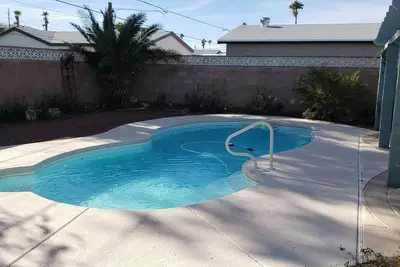 Image de 3br / 2ba / piscine / luxe / confort / bbq / tv
