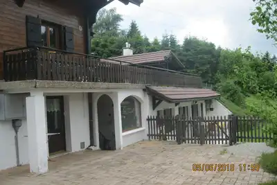 Image de Chalet spacieux avec terrasse