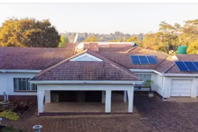 Image de Maison moderne entièrement meublée