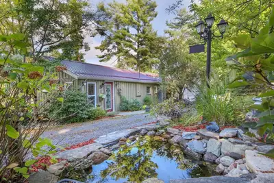 Image de Lake House sur Buck! l'eau douce claire et Classy Cottage