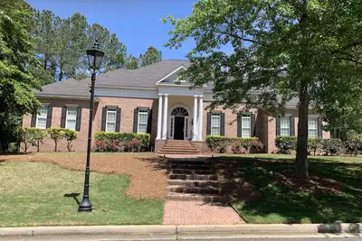 Image de Maison pour les maîtres à 4 miles de Augusta National