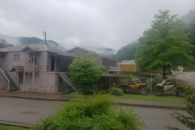 Image de Devil Anse Trail House Matewan Wv access to Buffalo Mountain Devil Anse Trail