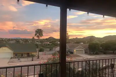 Image de Maison Foothills avec une vue magnifique - 3 miles du centre-ville de Tucson!