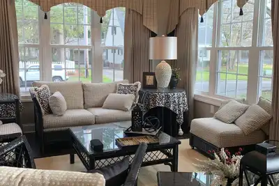 Image de Magnifique maison haut de gamme avec vue sur le ruisseau au coeur du quartier historique