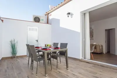 Image de 20km from Barcelona and next to the beach, terrace, matarolux7