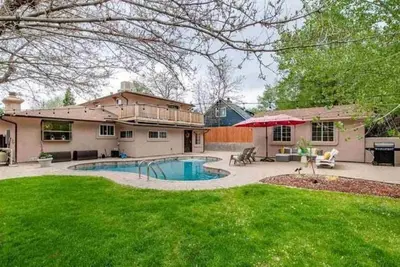 Image de Maison charismatique, relaxante et accueillante à Reno, à proximité du centre-ville et de la I-80!