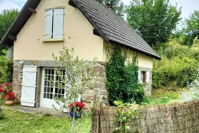 Image de Maison, ancien four Ă pain, terrasse, plages du Mallet