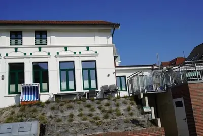 Image de WoogeElisa- Double households in the Elisa house