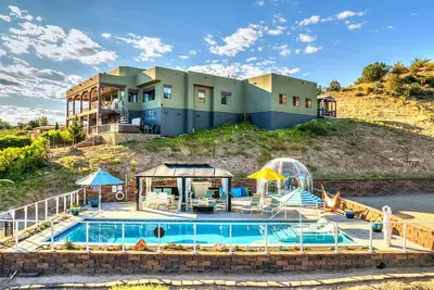 Image de Nouvelle Liste! Sedona Wine Country Luxury Home with Hot Tub and Amazing Views!