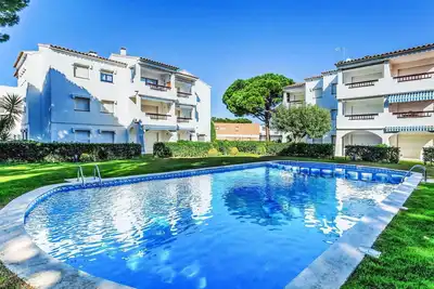 Image de Confortable appartement pour 4 personnes avec piscine, Wifi, Tv et terrasse