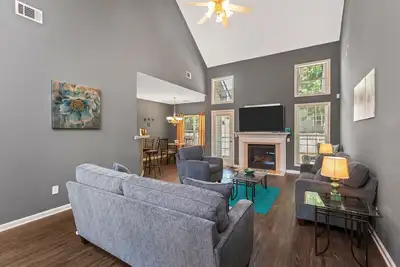 Image de Cozy Home minutes de l'aéroport d'Atlanta et du centre-ville