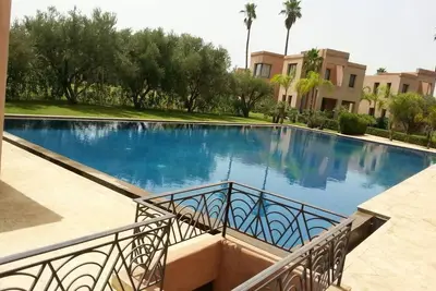 Image de Grande villa luxueuse à proximité des golfs, avec petit déjeuner