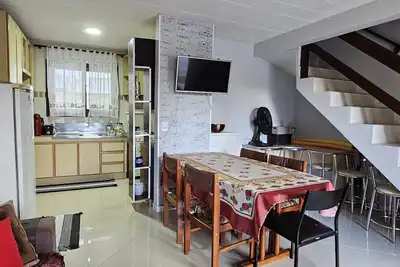 Image de Porto Belo Sc-Sobrado cond. fermé avec parking internet, Près de la plage