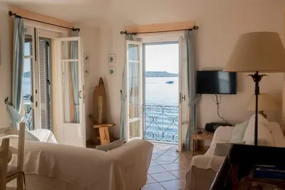 Image de Les fenêtres donnant sur la mer