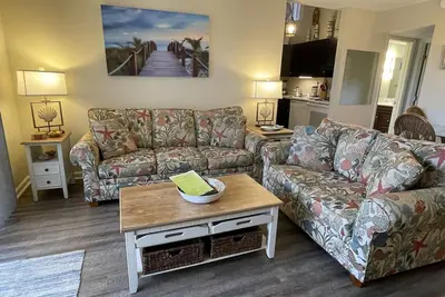 Image de Condo 1 lit à quelques pas du sable!